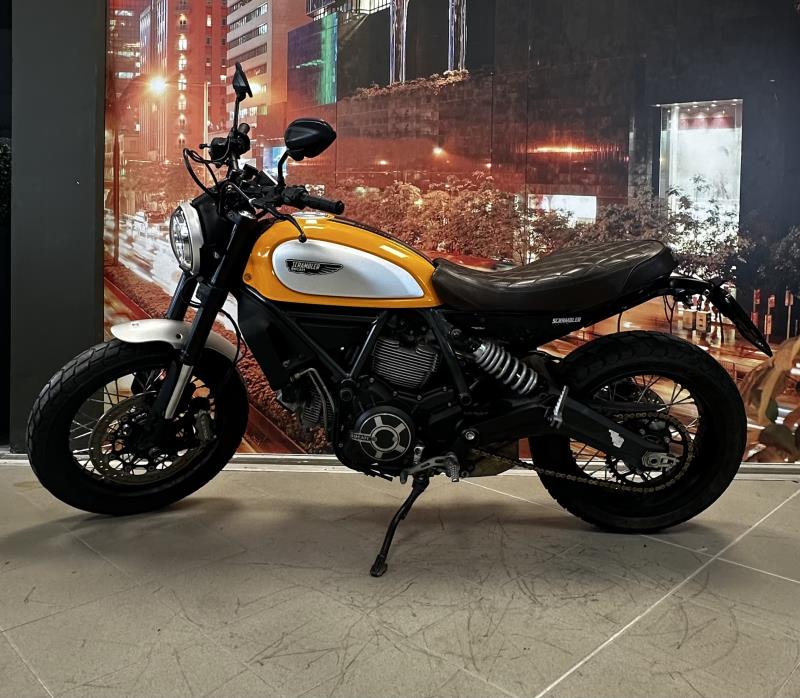 Offerta Ducati Scrambler Icon 800  concessionaria Toscana