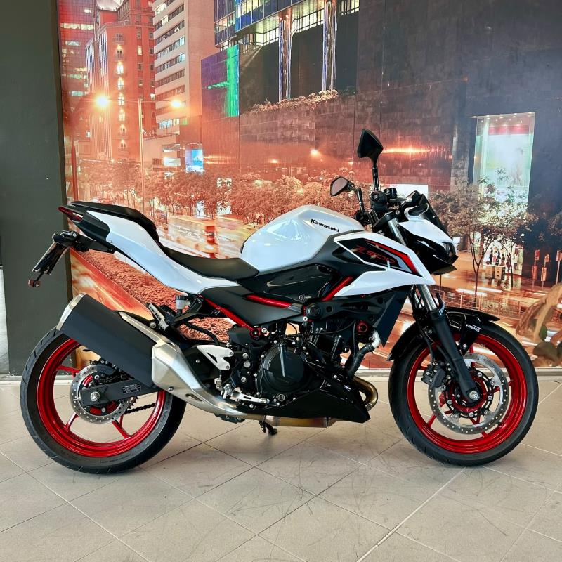 Offerta Kawasaki Z500  concessionaria Toscana