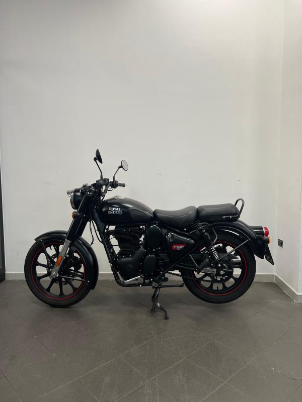 Offerta Classic 350 Dark  concessionaria Toscana