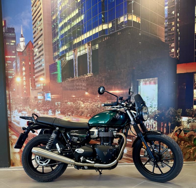 Offerta Speed Twin 900  concessionaria Toscana