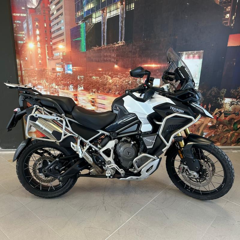Offerta TRIUMPH EXPLORER RALLY  concessionaria Toscana