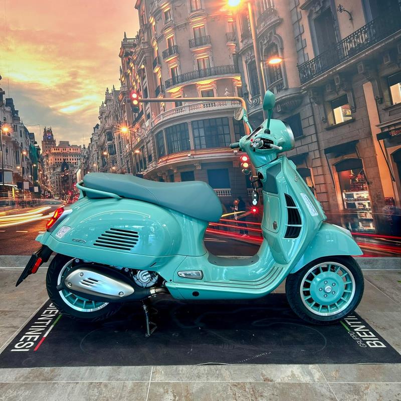 Offerta Vespa Gts 310 80th  concessionaria Toscana
