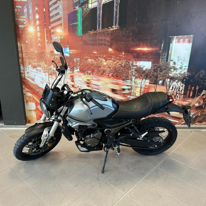 Offerta Voge Trofeo 300 AC Scrambler   concessionaria Toscana