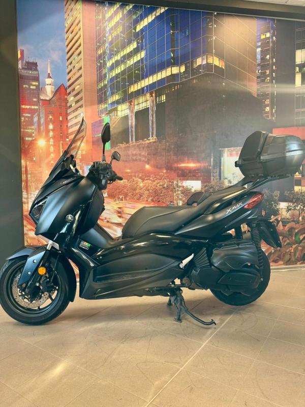 Offerta Yamaha X-Max 400   concessionaria Toscana