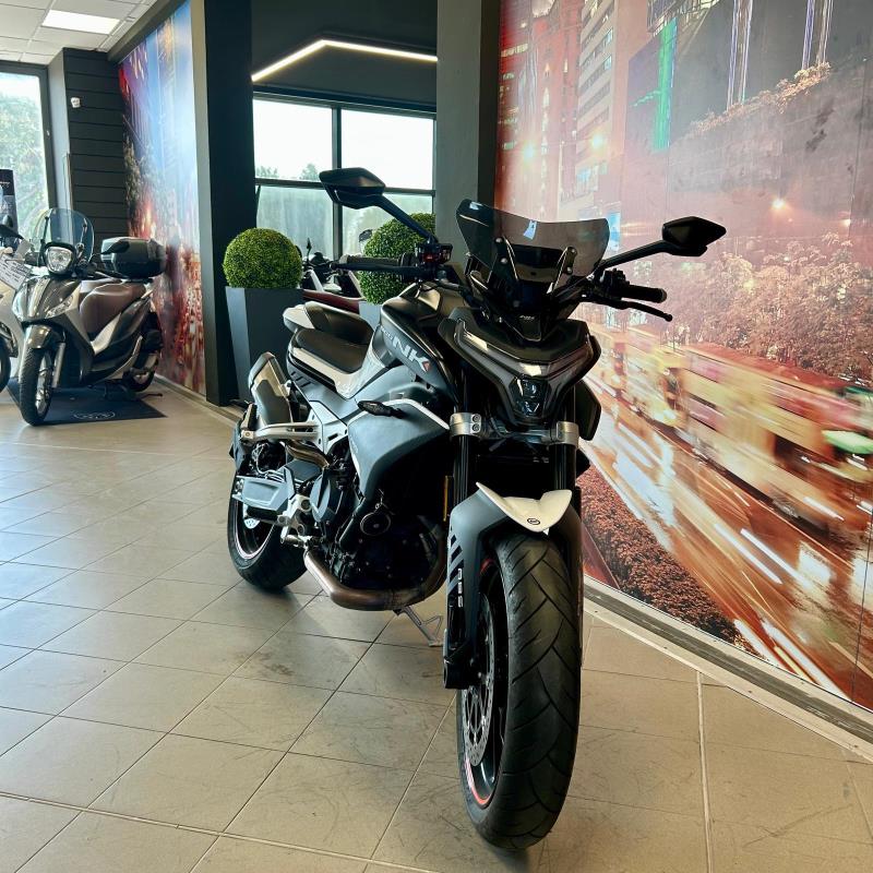 NK 800 CF Moto NK Advanced 800