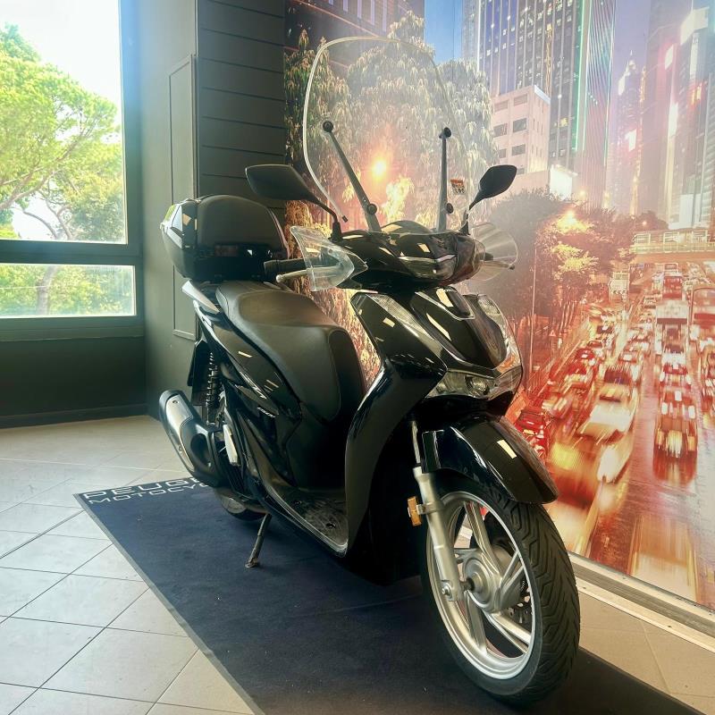 Sfida SR4HONDA SH 150