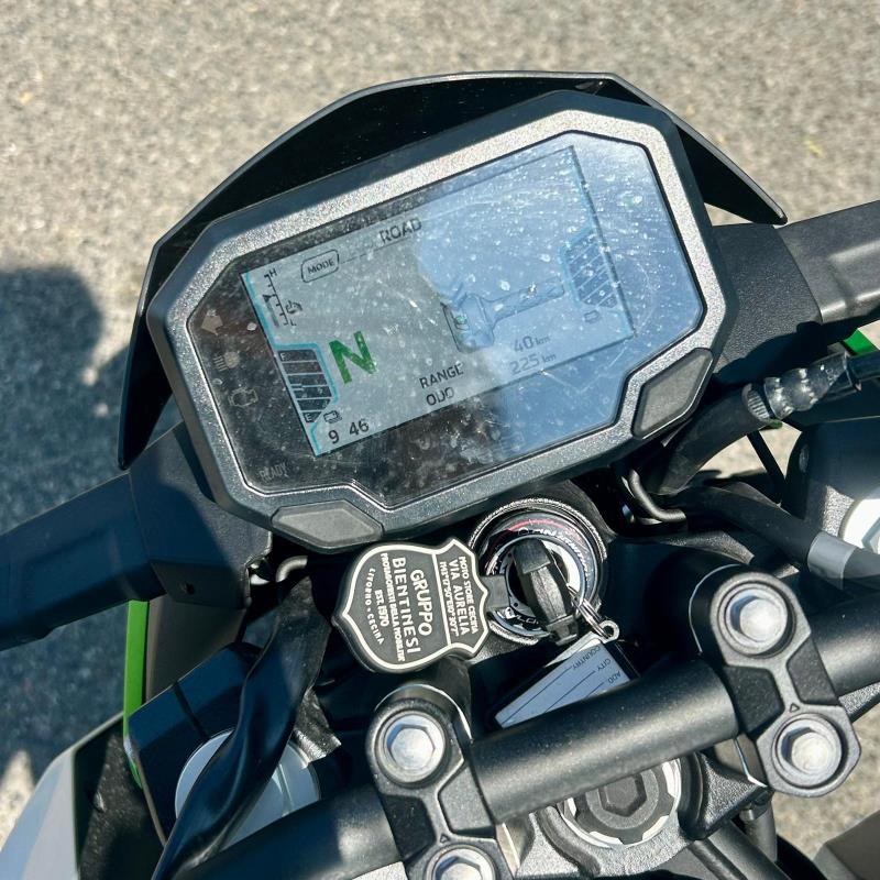 Z e-1Kawasaki Z e-1  AZIENDALE 