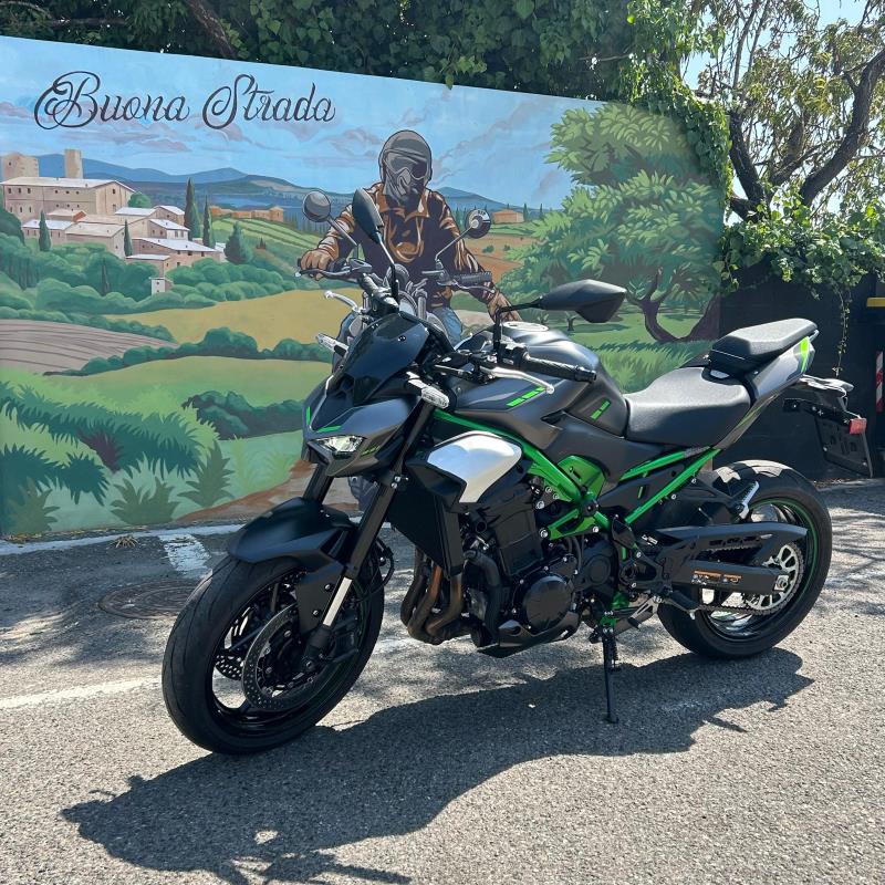 Z900Kawasaki Z900 -AZIENDALE 