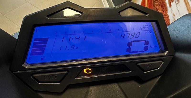 Super 8Kymco Super 8 50 