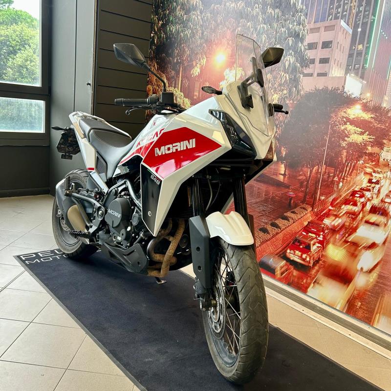 X CAPE 650Moto Morini X-CAPE 650