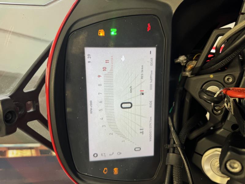 X CAPE 650X-CAPE 650