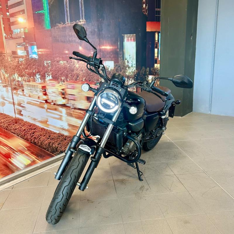 1QJ Motor Srv 125