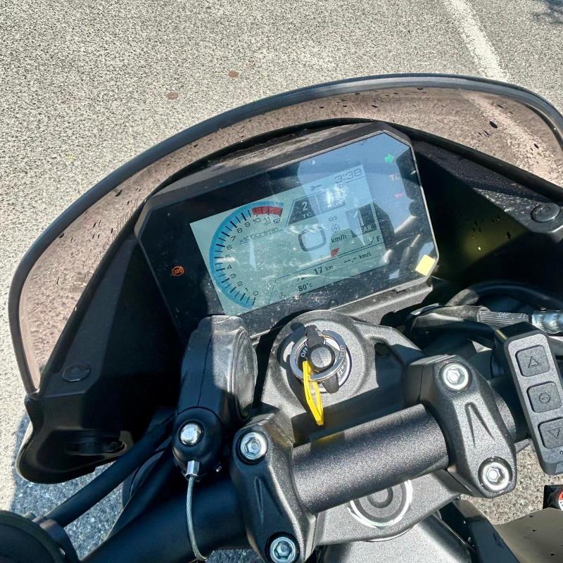 GSX-8TSuzuki GSX 8TT- AZIENDALE 