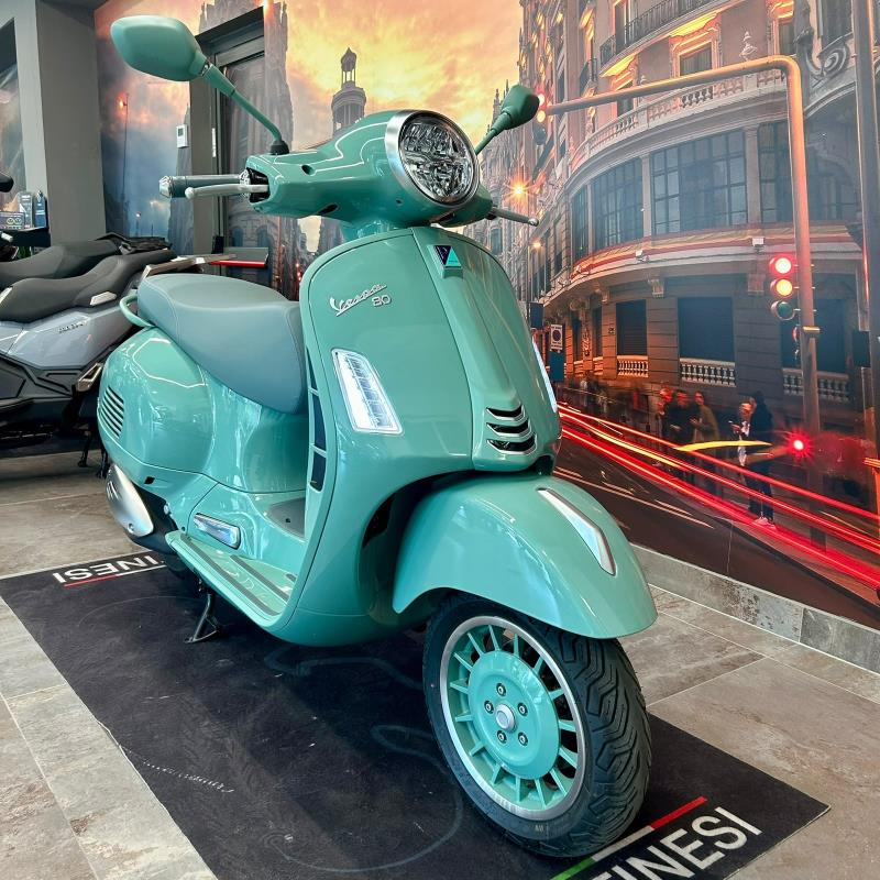 GTSVespa Gts 310 80th