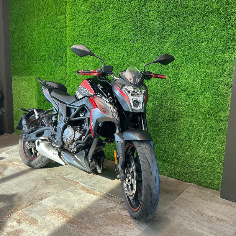 BrividoVoge Brivido 300